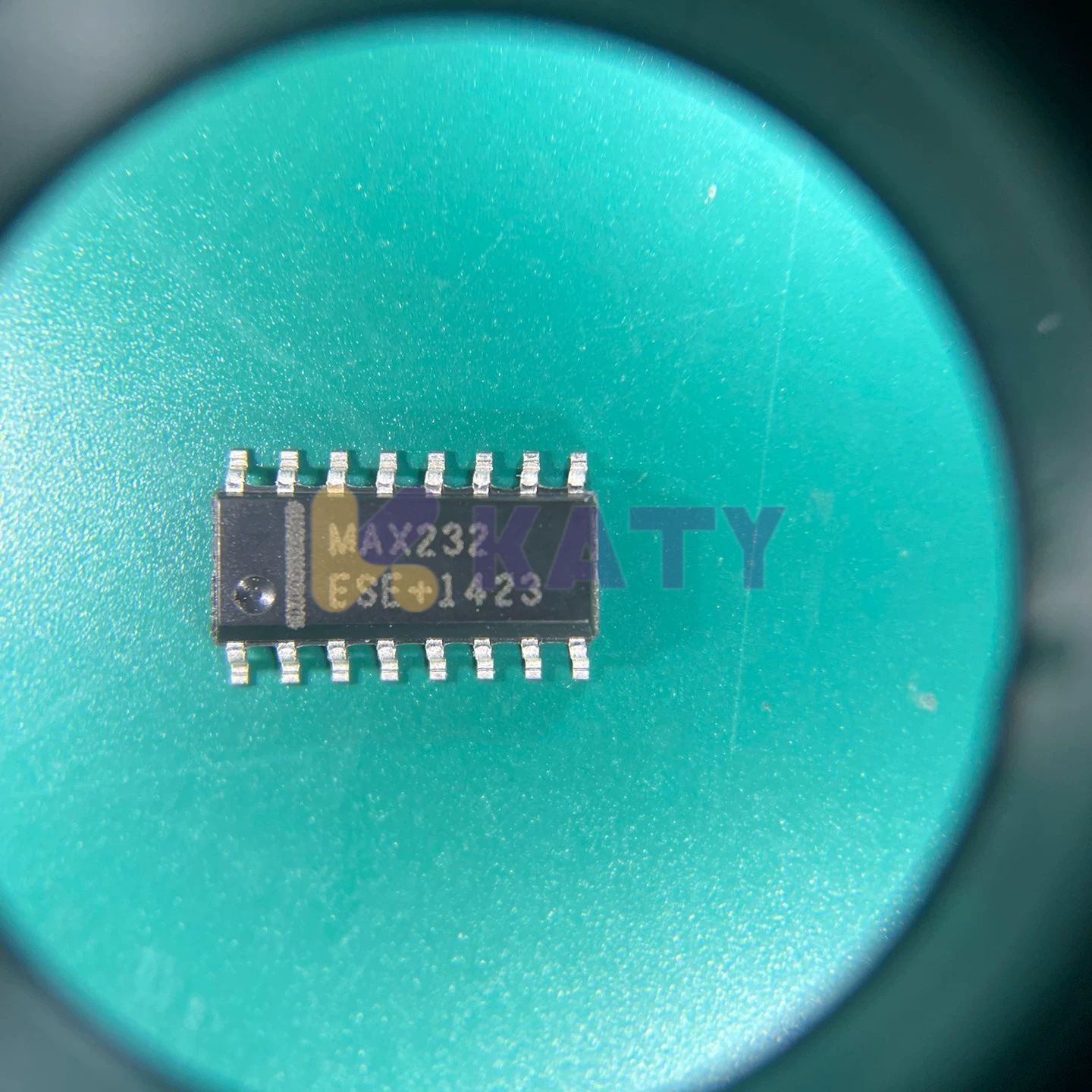 MAX3232ESE+